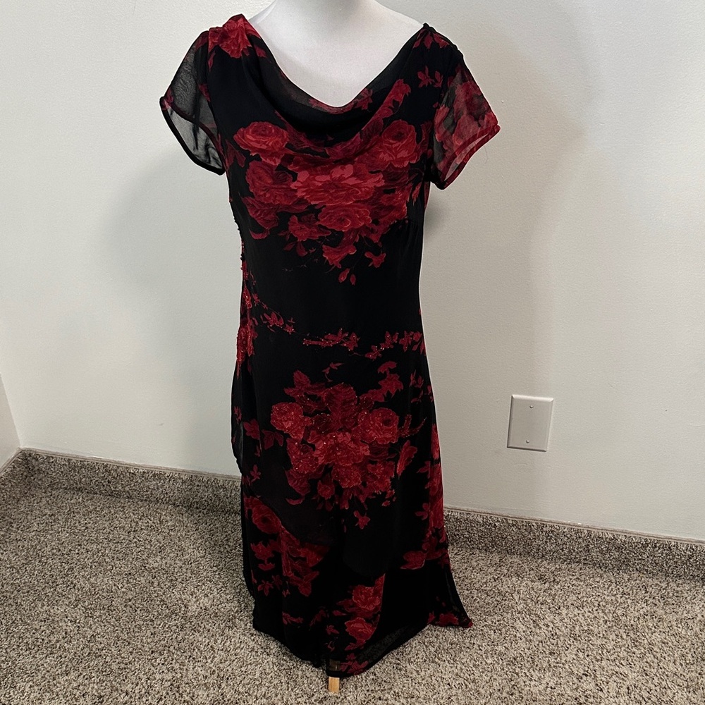 Women's Connected Apparel Black Midi Dress with Red Floral Print Sizs M